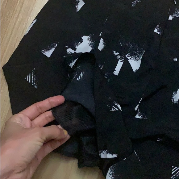 Black pattern shorts - Picture 6 of 9